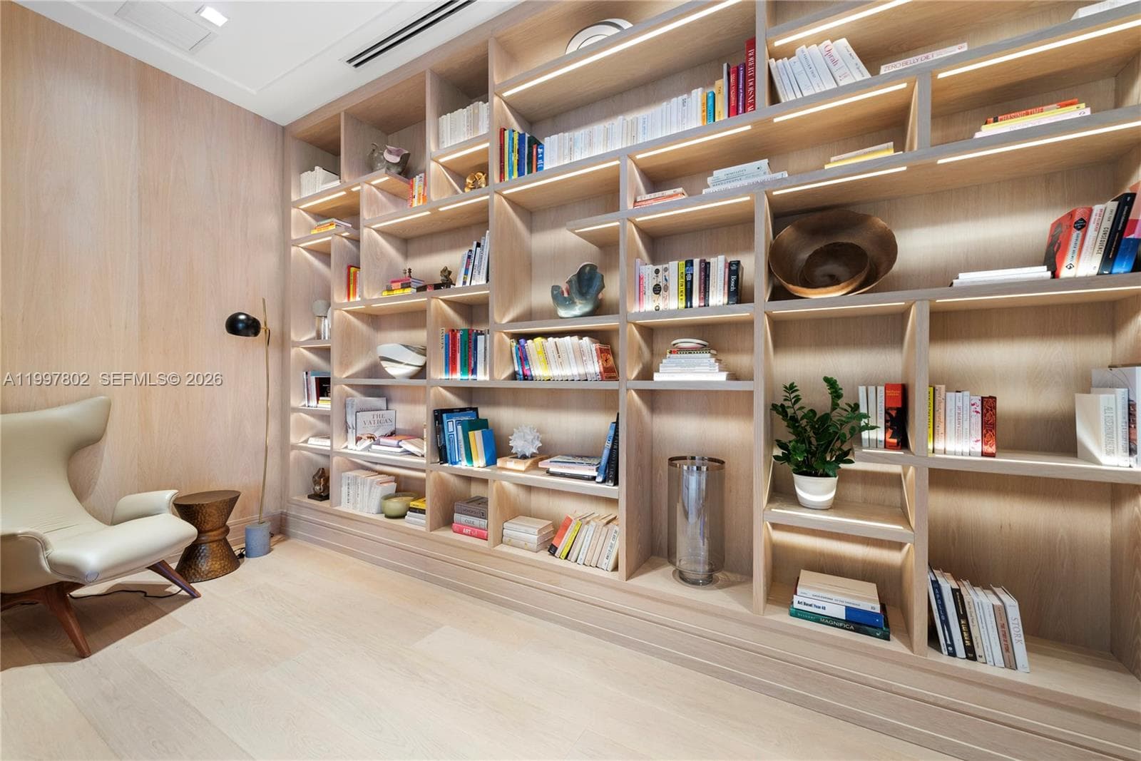 6882 Fisher Island Dr 6882 photo 23