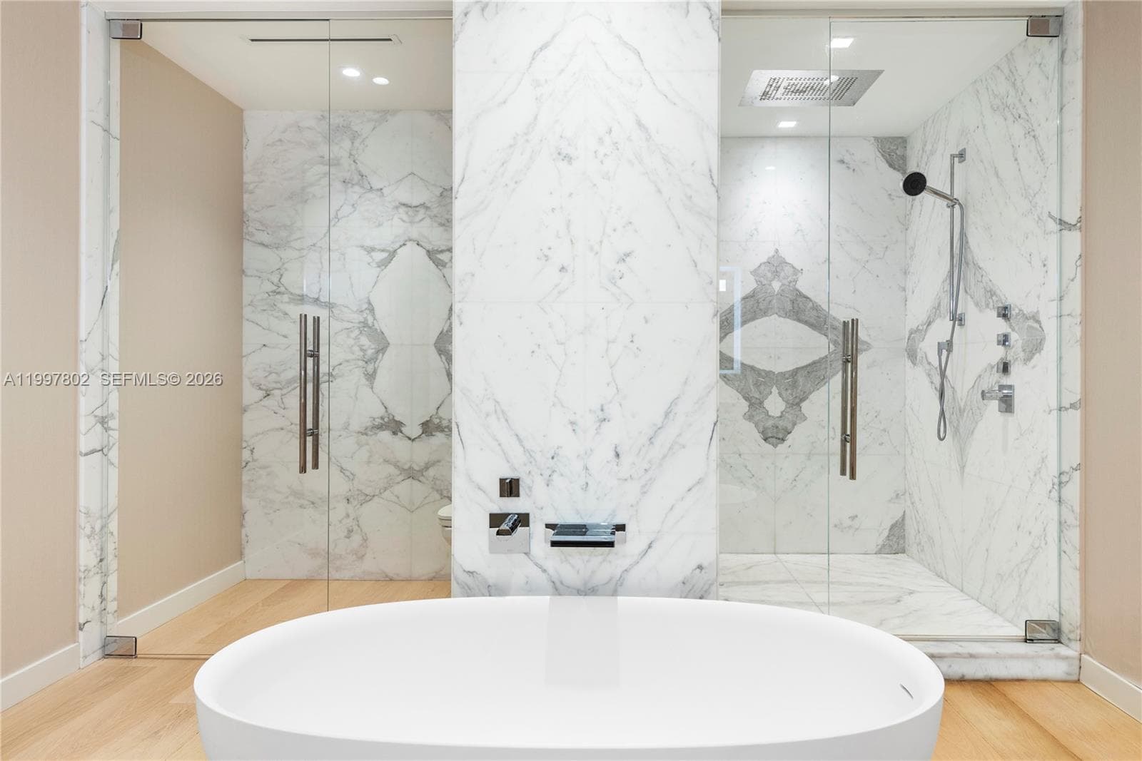 6882 Fisher Island Dr 6882 photo 7