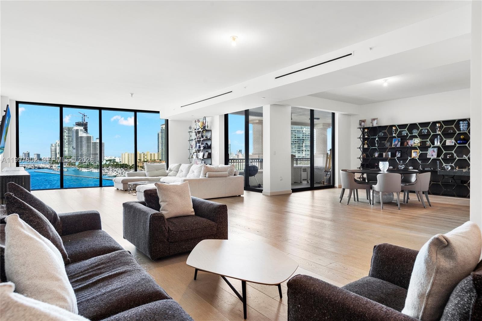 6882 Fisher Island Dr 6882 photo 1