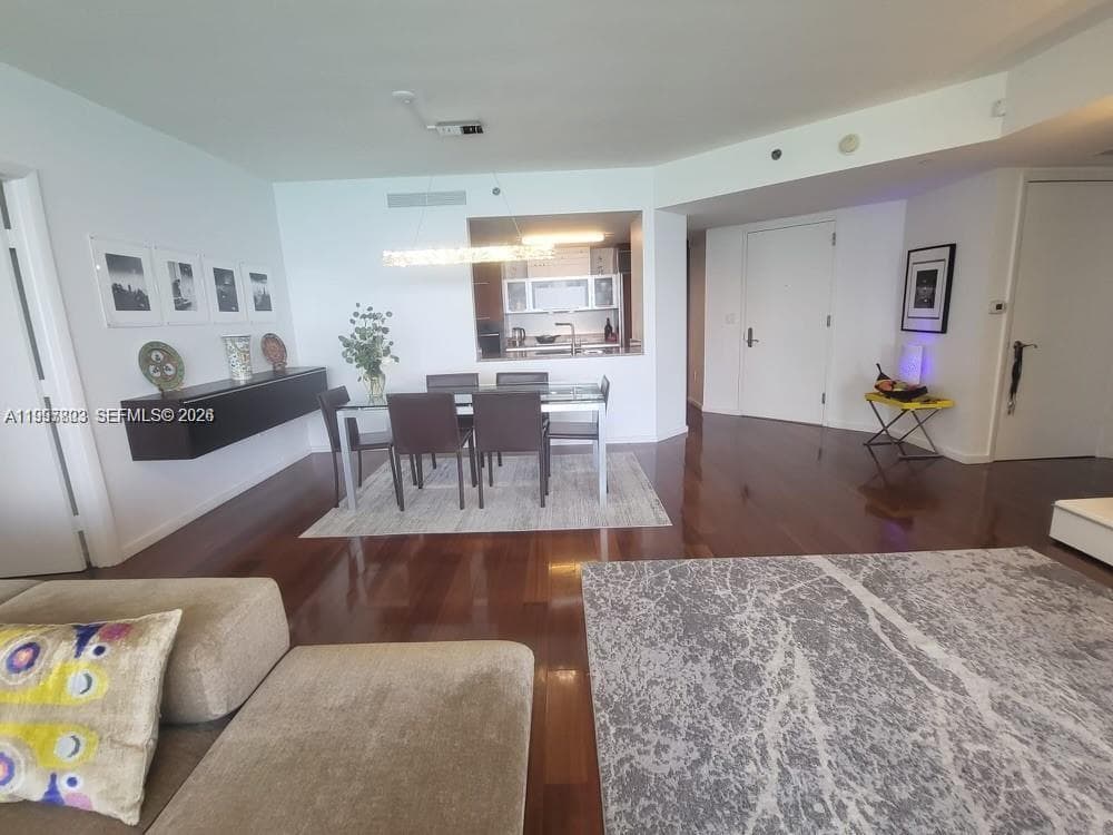 17201 Collins Ave 2005 photo 12