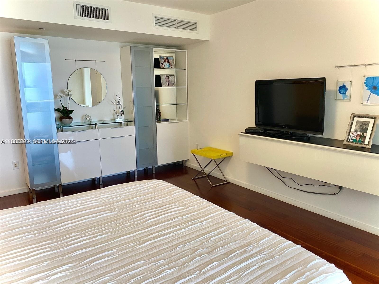 17201 Collins Ave 2005 photo 15