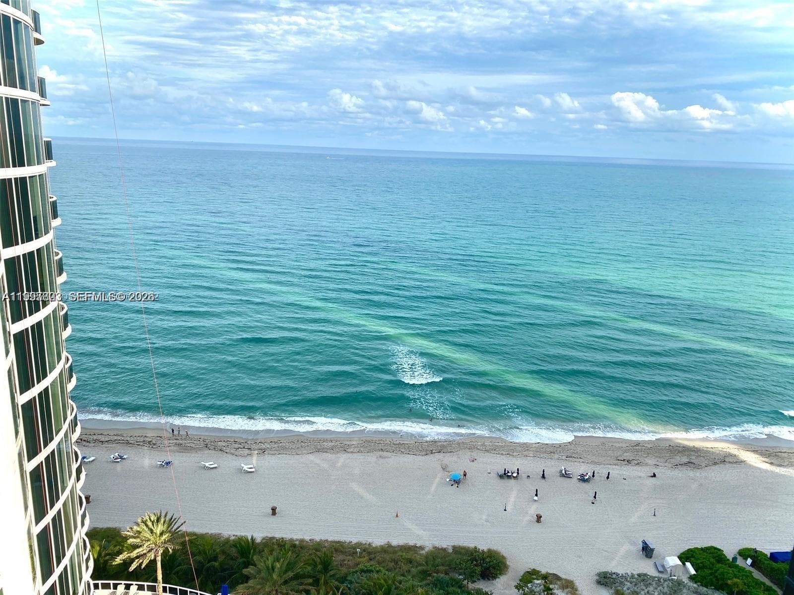 17201 Collins Ave 2005 photo 4