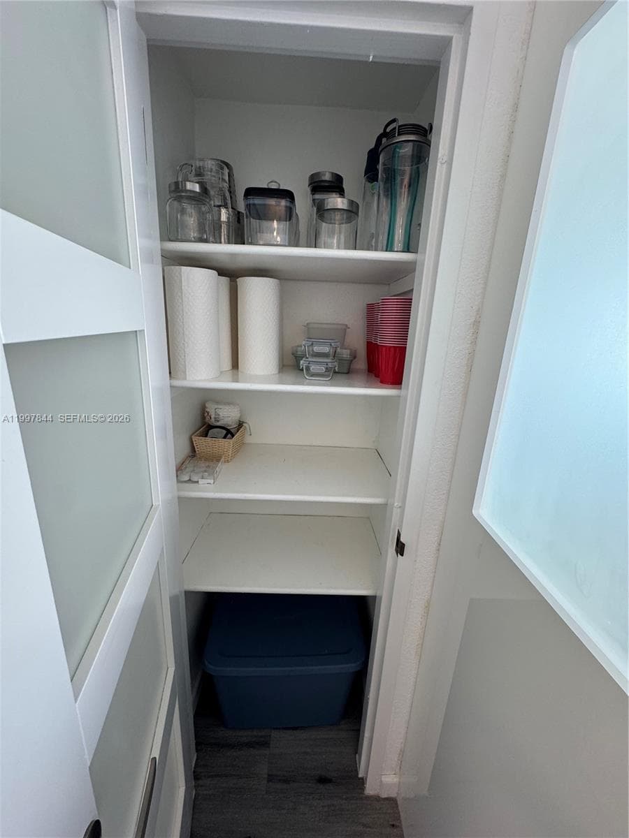 2501 Ocean Dr 1105 photo 17