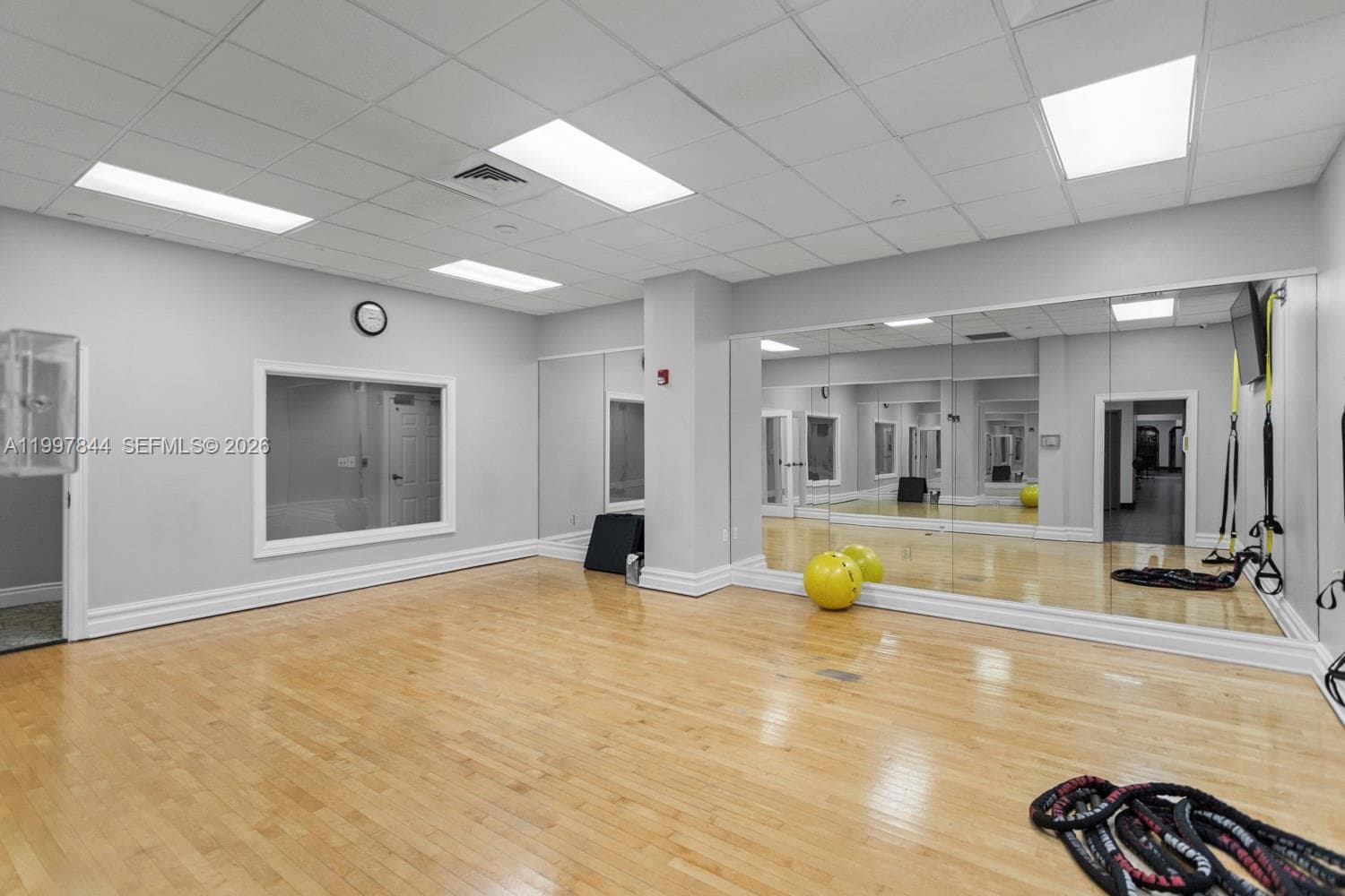 2501 Ocean Dr 1105 photo 25