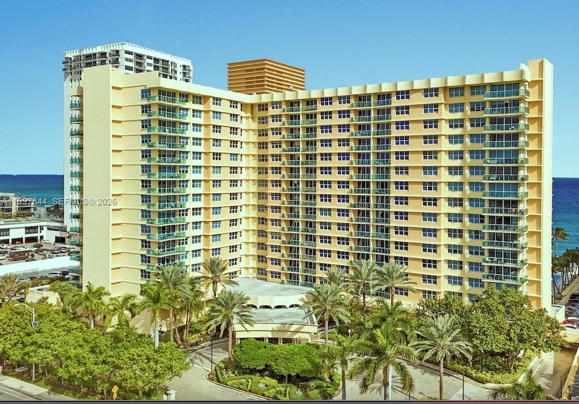 2501 Ocean Dr 1105 photo 21