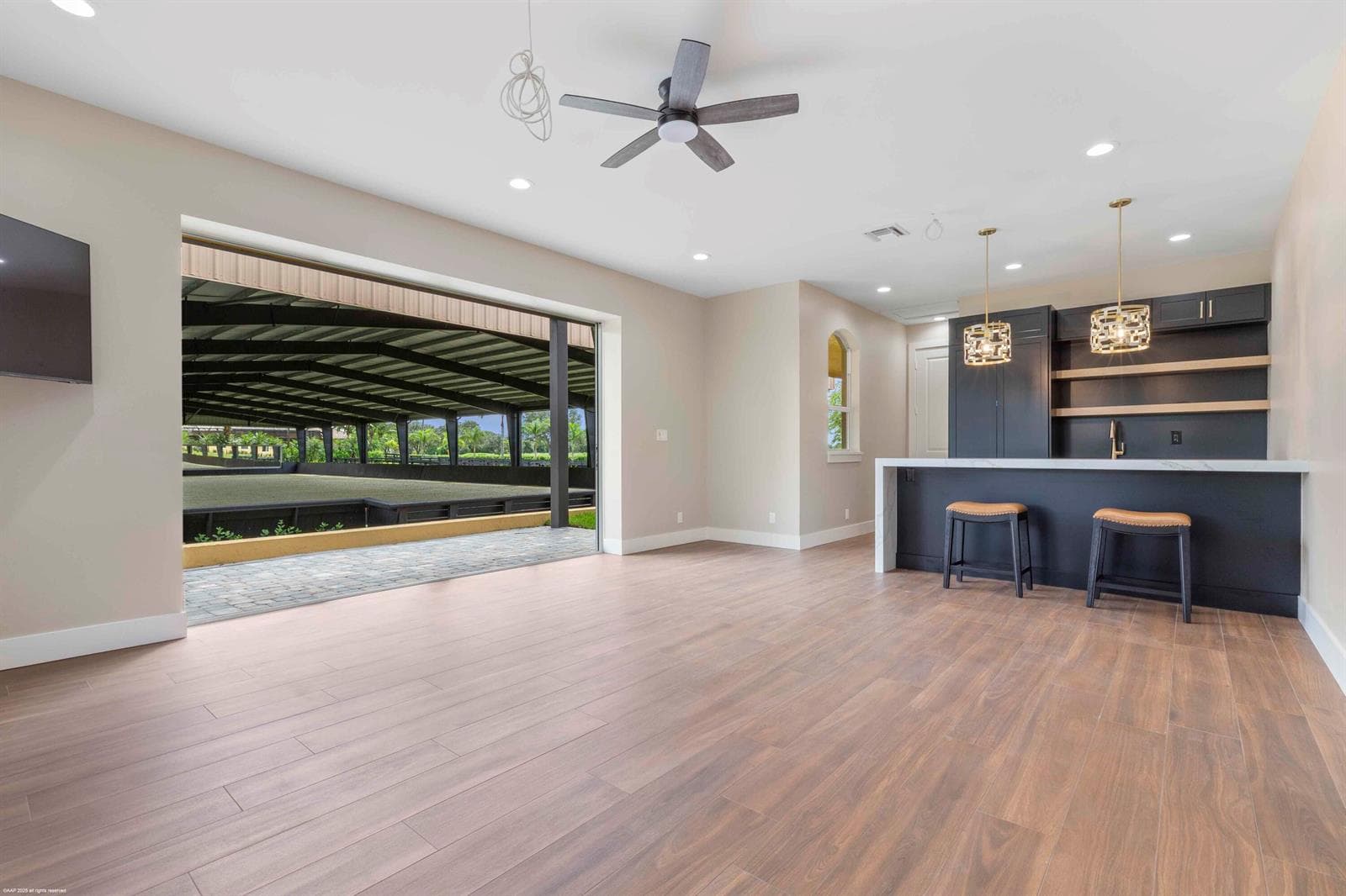 4985 Stables Way photo 11