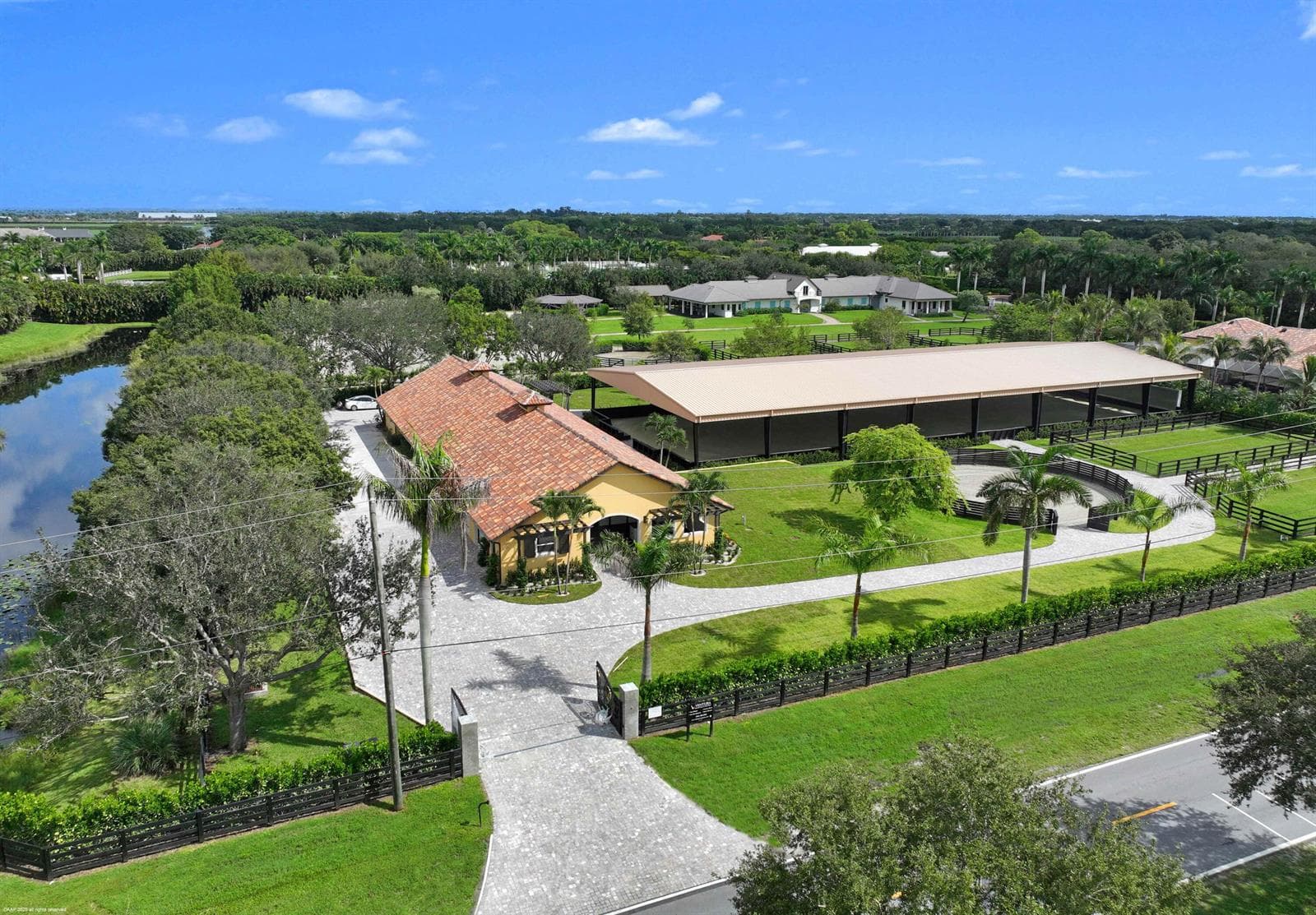 4985 Stables Way photo 4