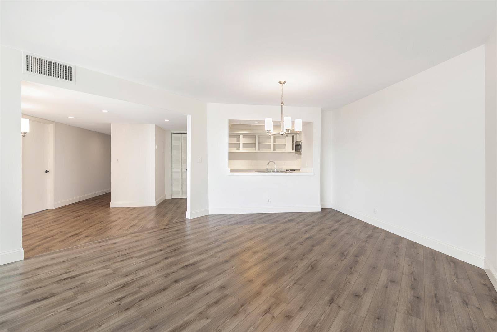 3701 S Flagler Drive B303 photo 6
