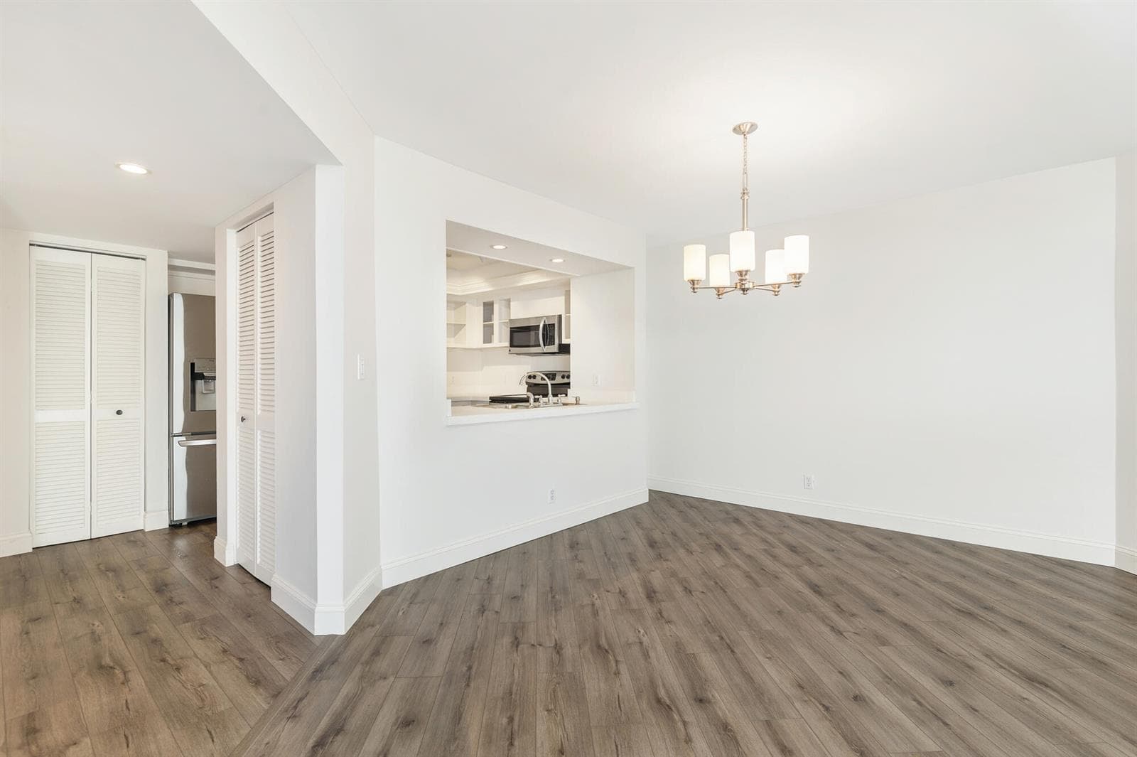 3701 S Flagler Drive B303 photo 7