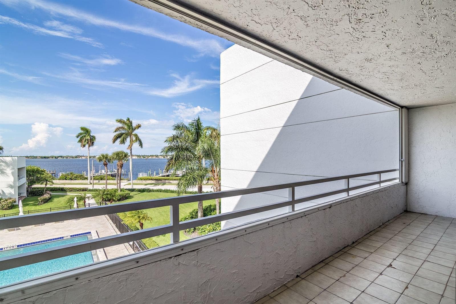 3701 S Flagler Drive B303 photo 14