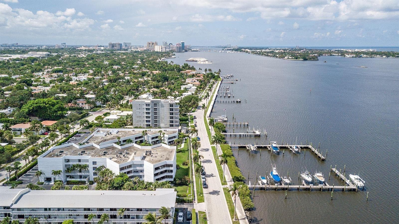 3701 S Flagler Drive B303 photo 19