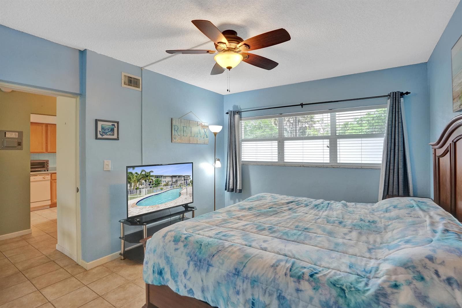 900 SW 12th Street 100 photo 17