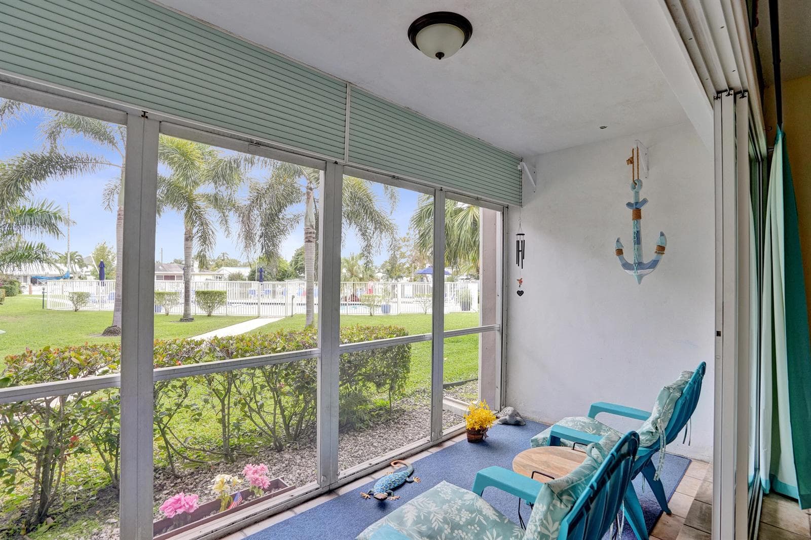900 SW 12th Street 100 photo 12