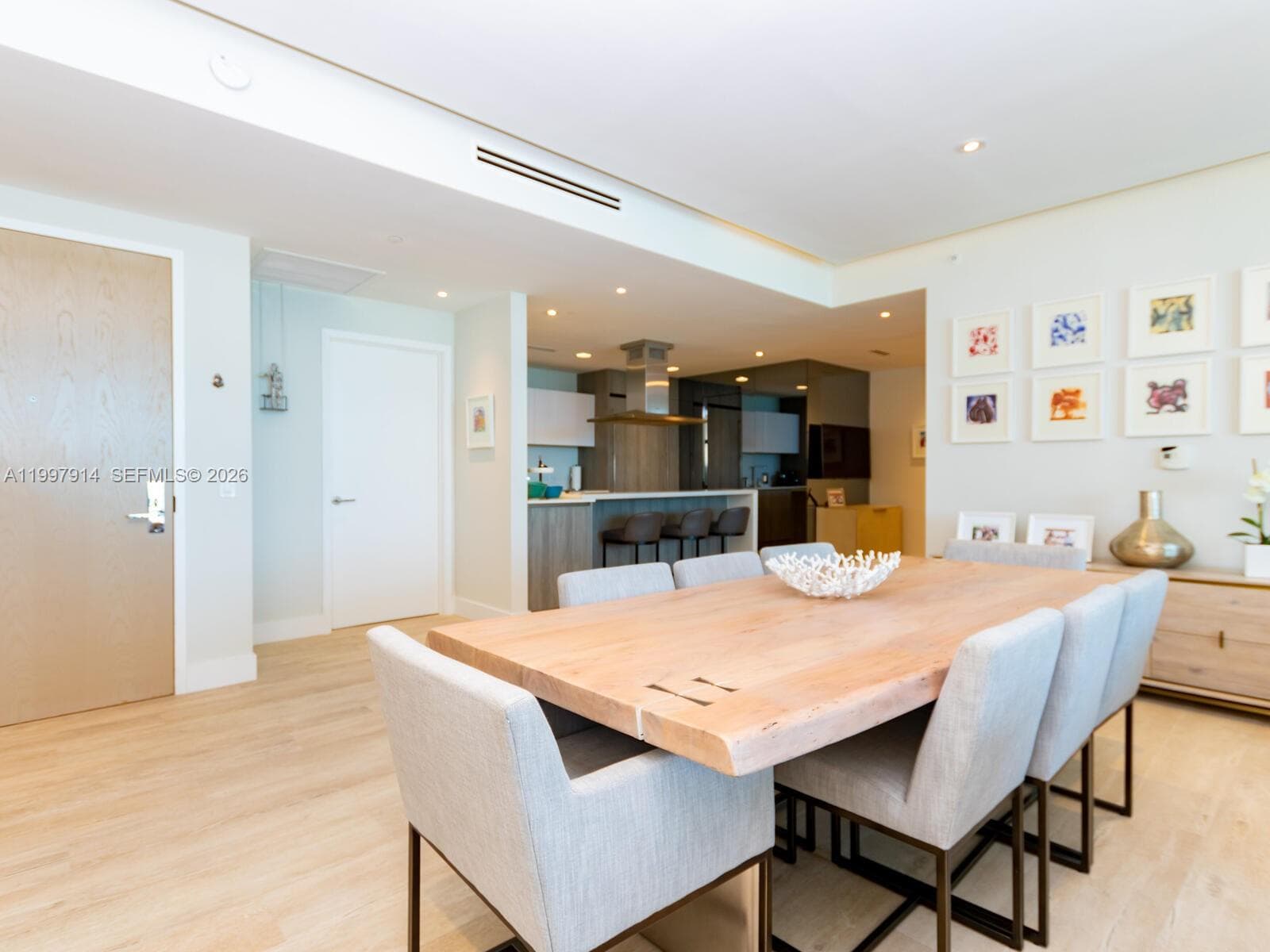 360 Ocean Dr 304S photo 6