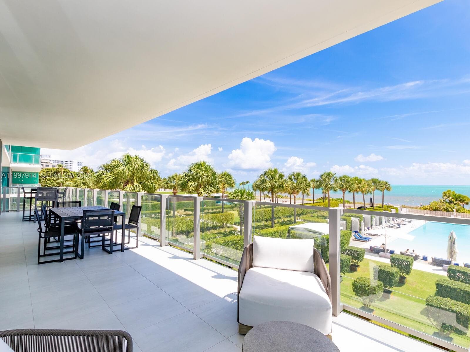 360 Ocean Dr 304S photo 9