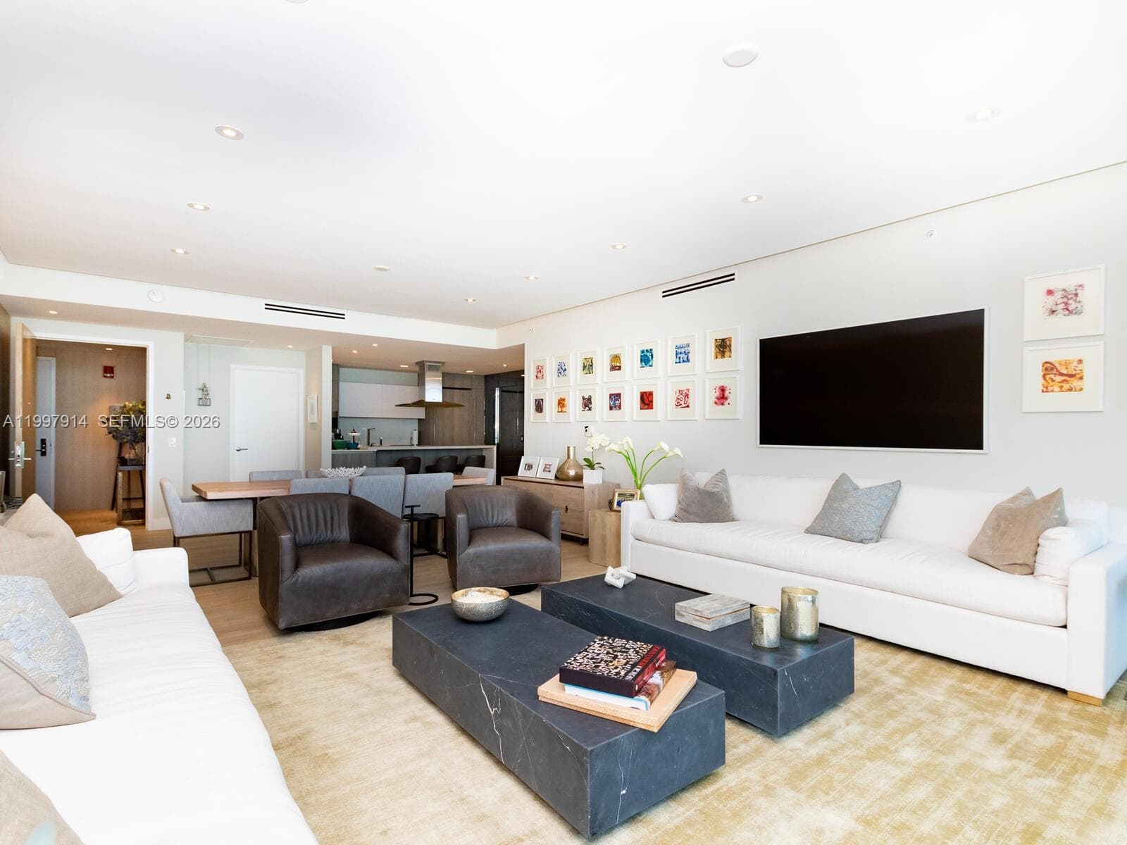 360 Ocean Dr 304S photo 8