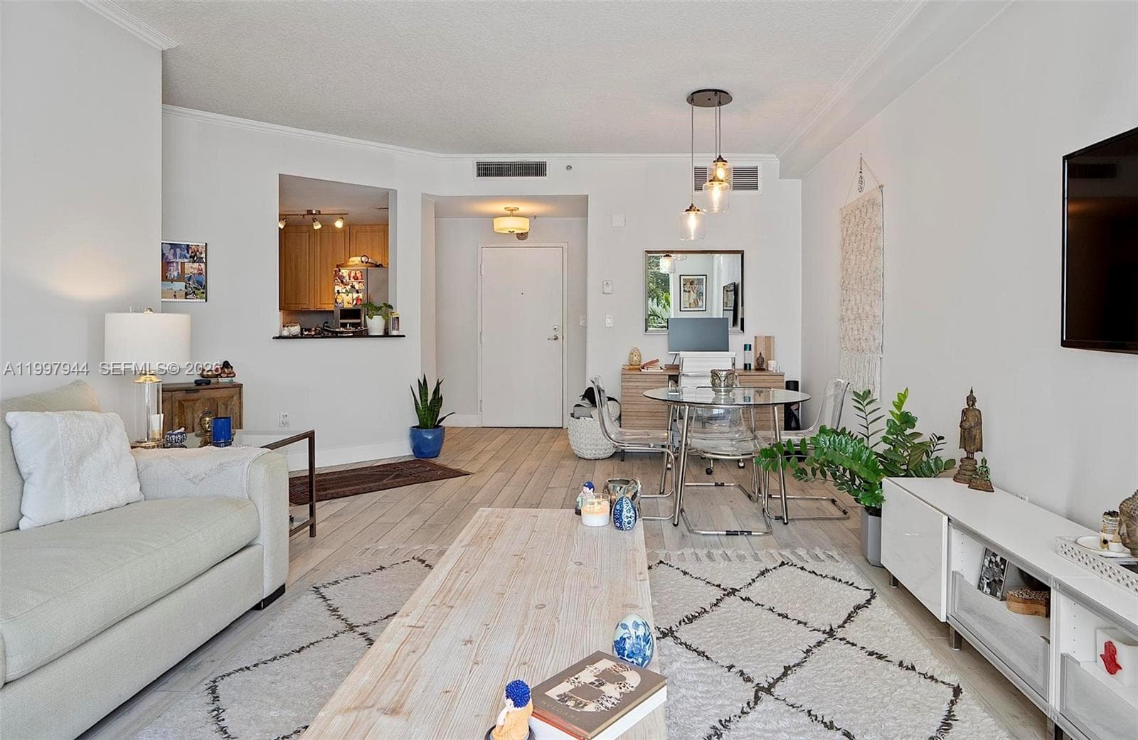 1 Century Ln 303 photo 7