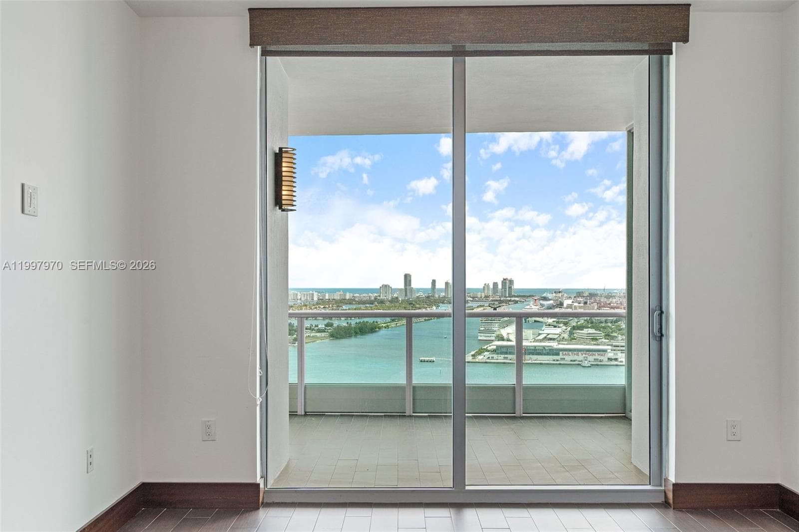 900 Biscayne Blvd 3502 photo 17