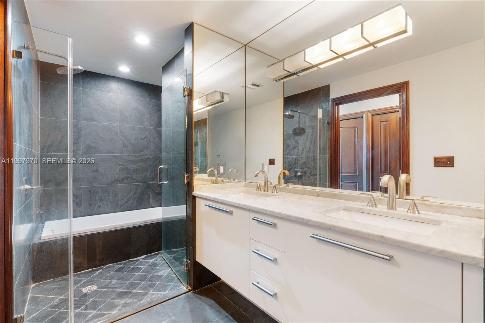 900 Biscayne Blvd 3502 photo 22