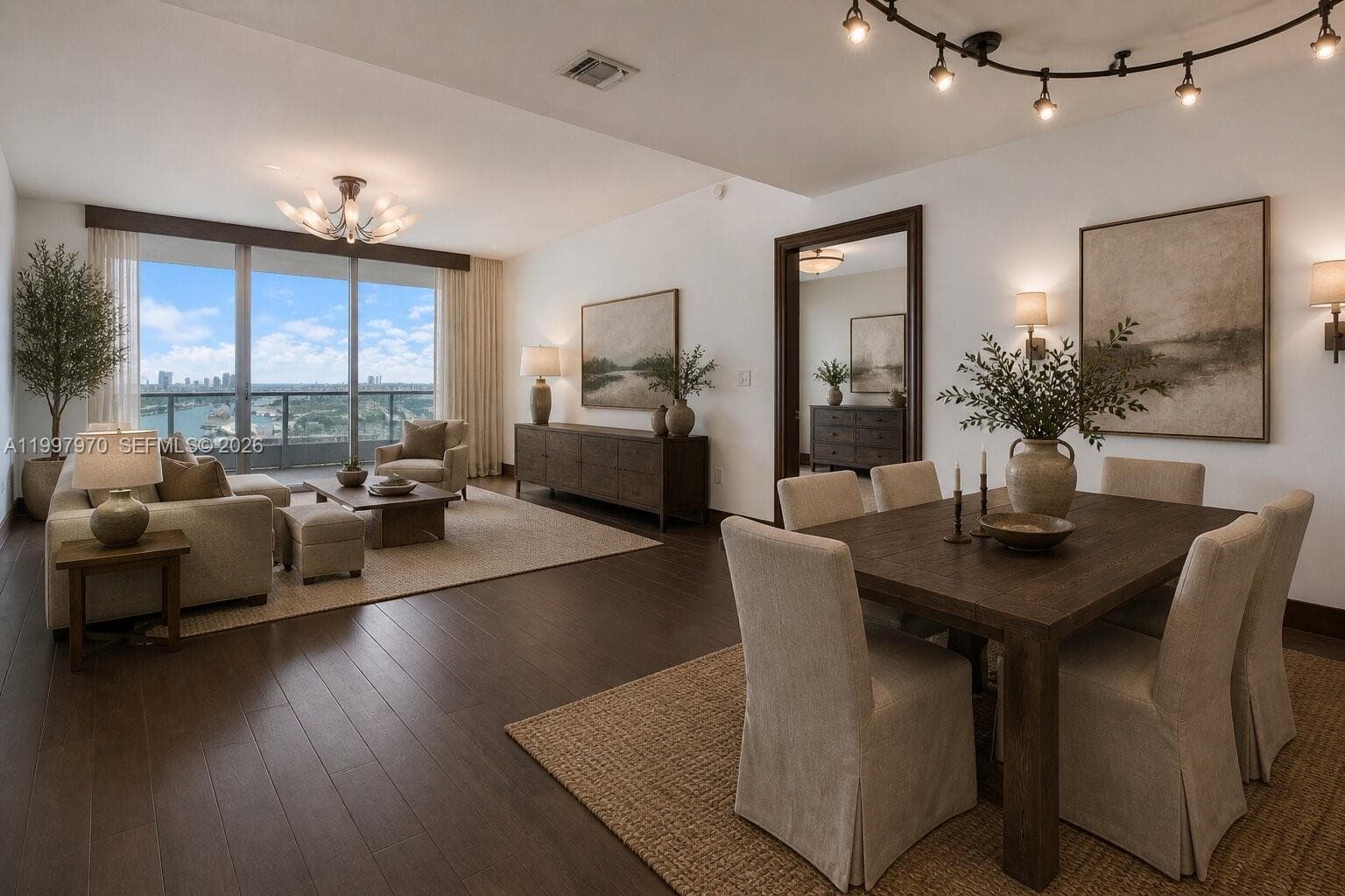 900 Biscayne Blvd 3502 photo 3