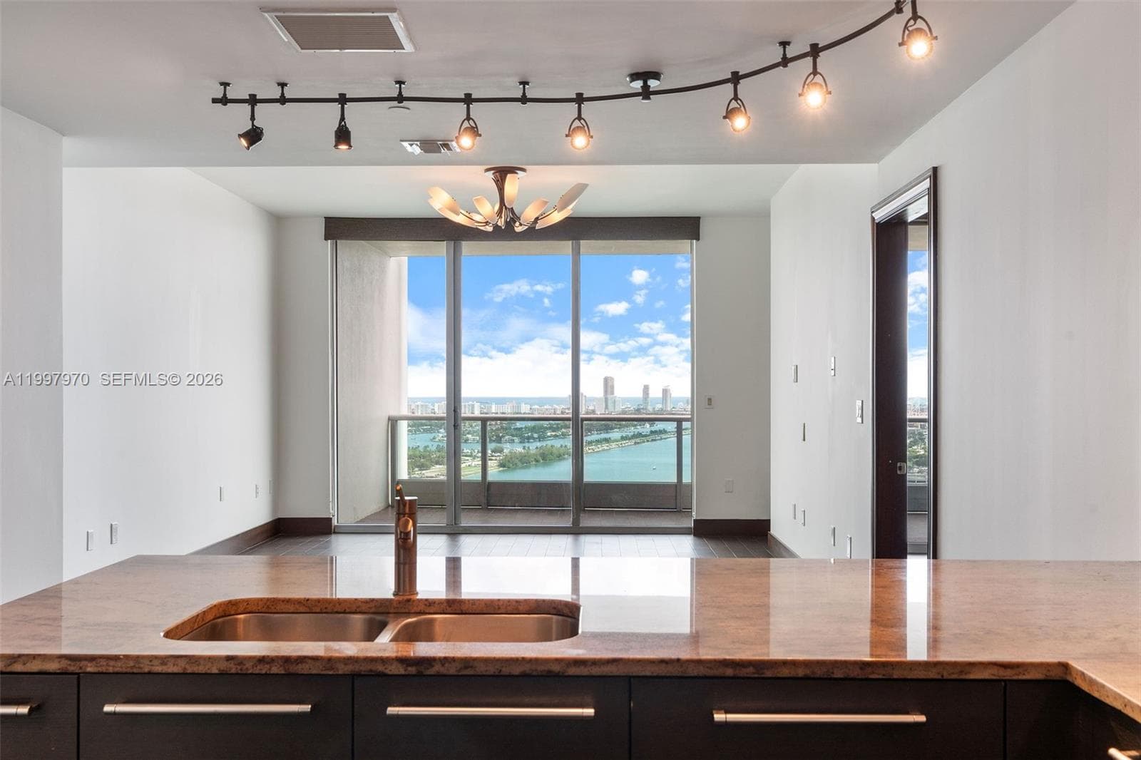 900 Biscayne Blvd 3502 photo 9