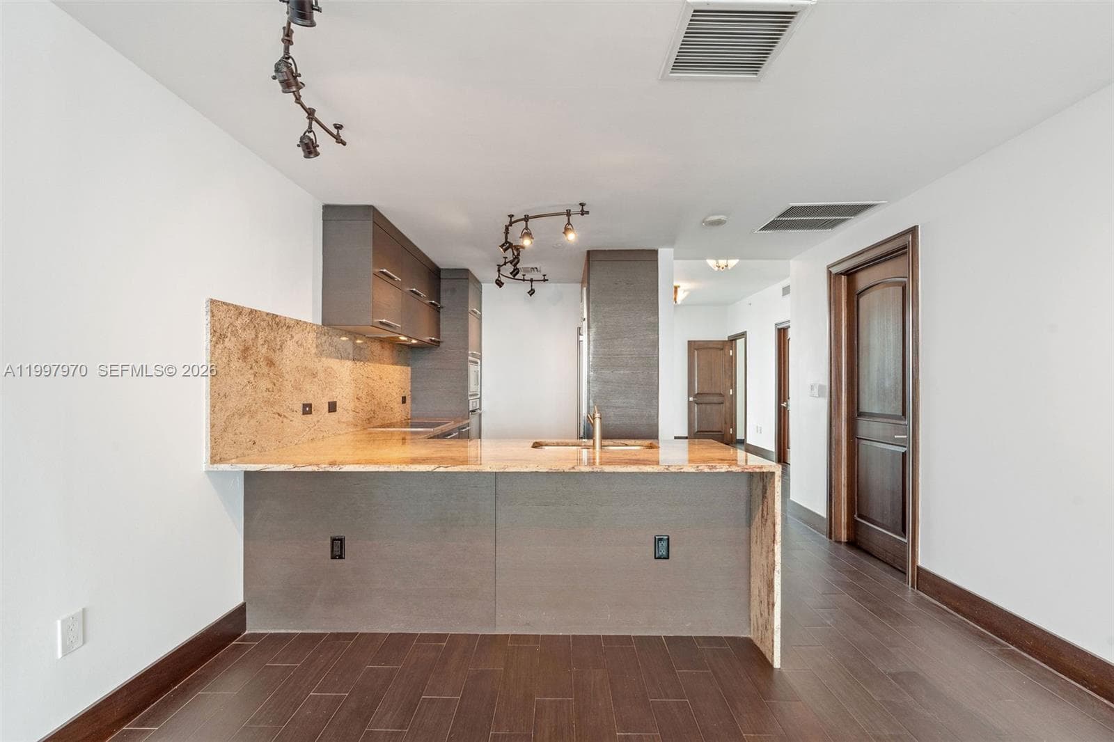 900 Biscayne Blvd 3502 photo 14