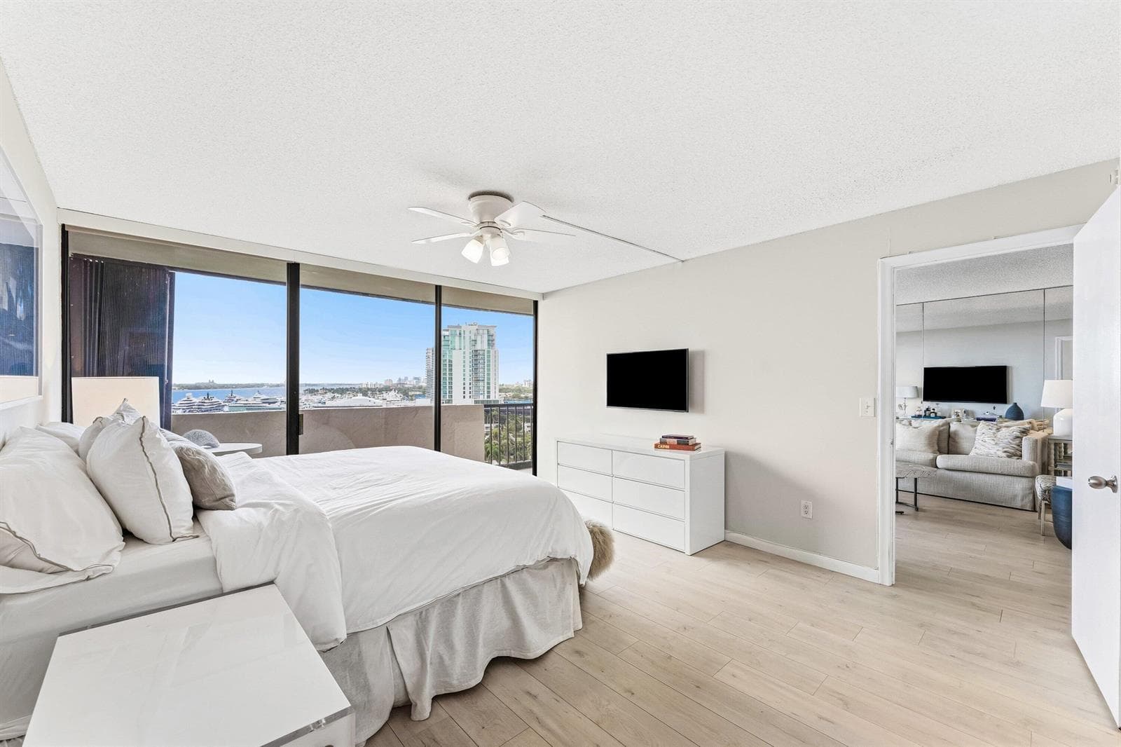 5200 N Flagler Drive 1406 photo 9