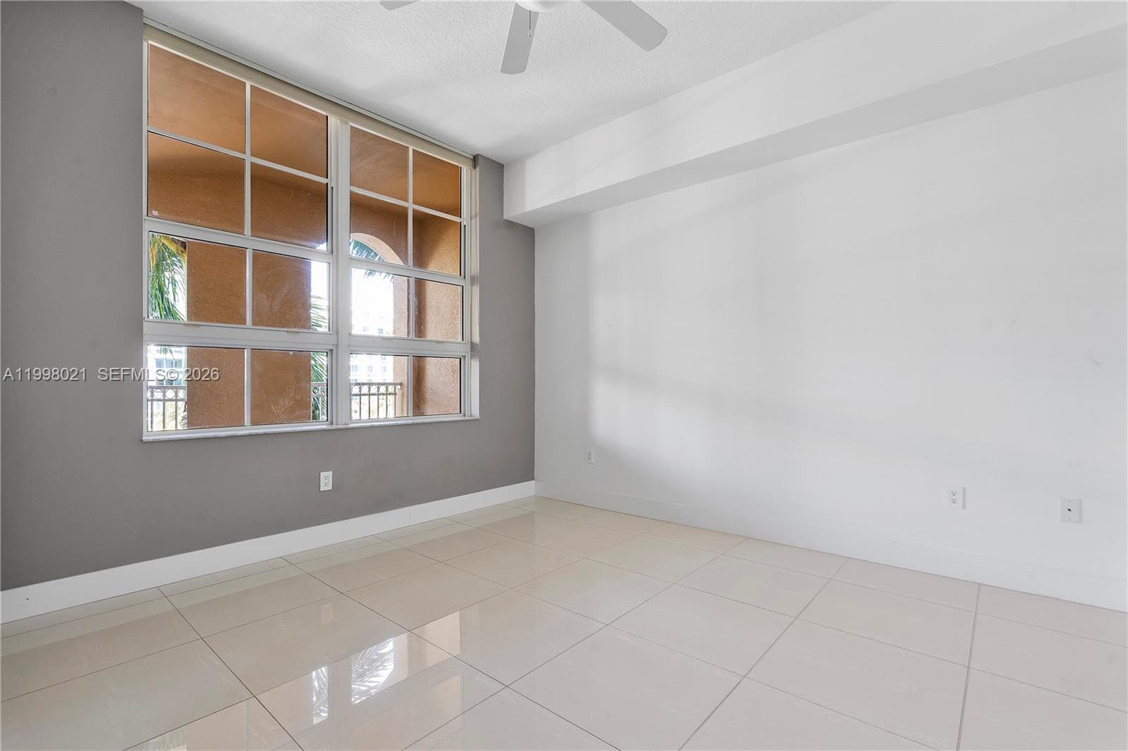 3001 185th St 411 photo 23