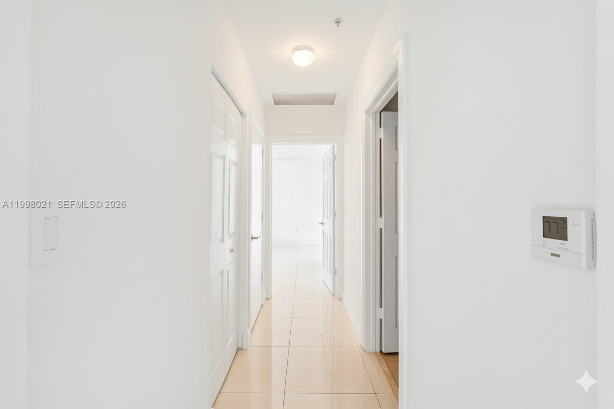 3001 185th St 411 photo 24