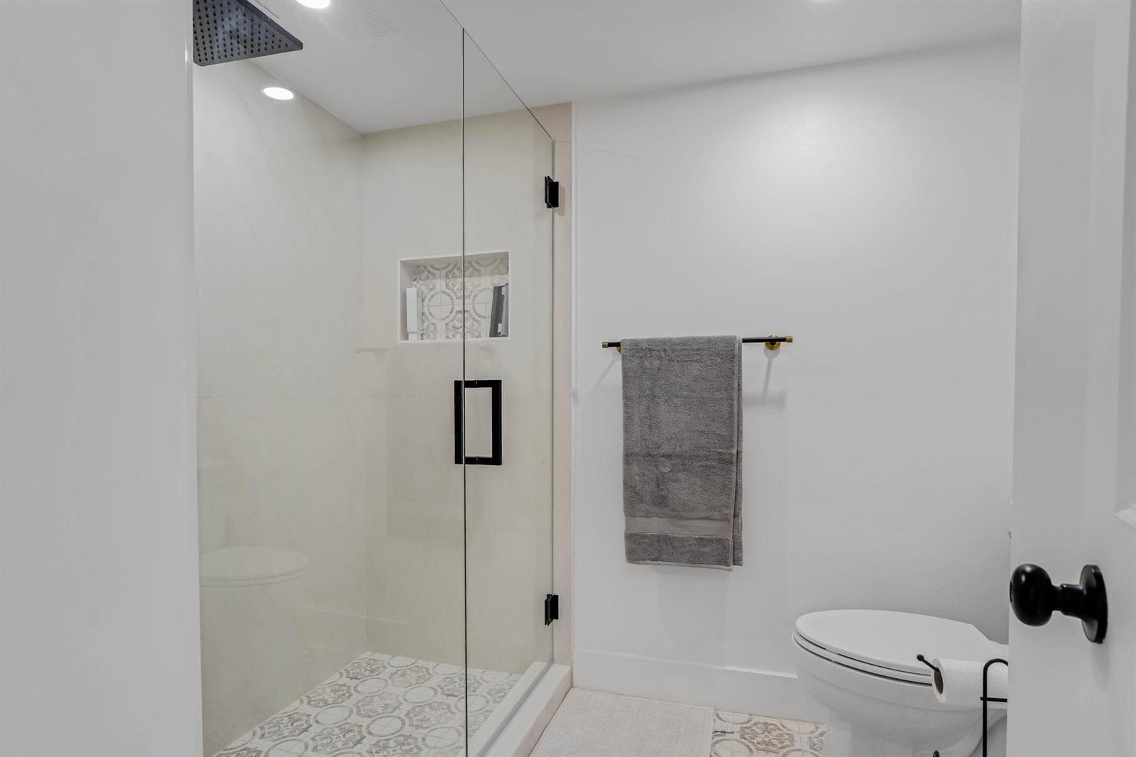 401 Briny Avenue 315 photo 14