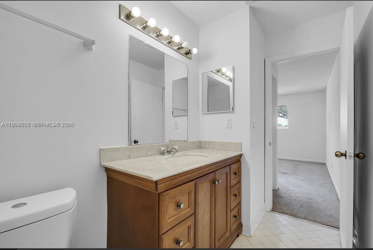 3453 NW 44th St 104 photo 9