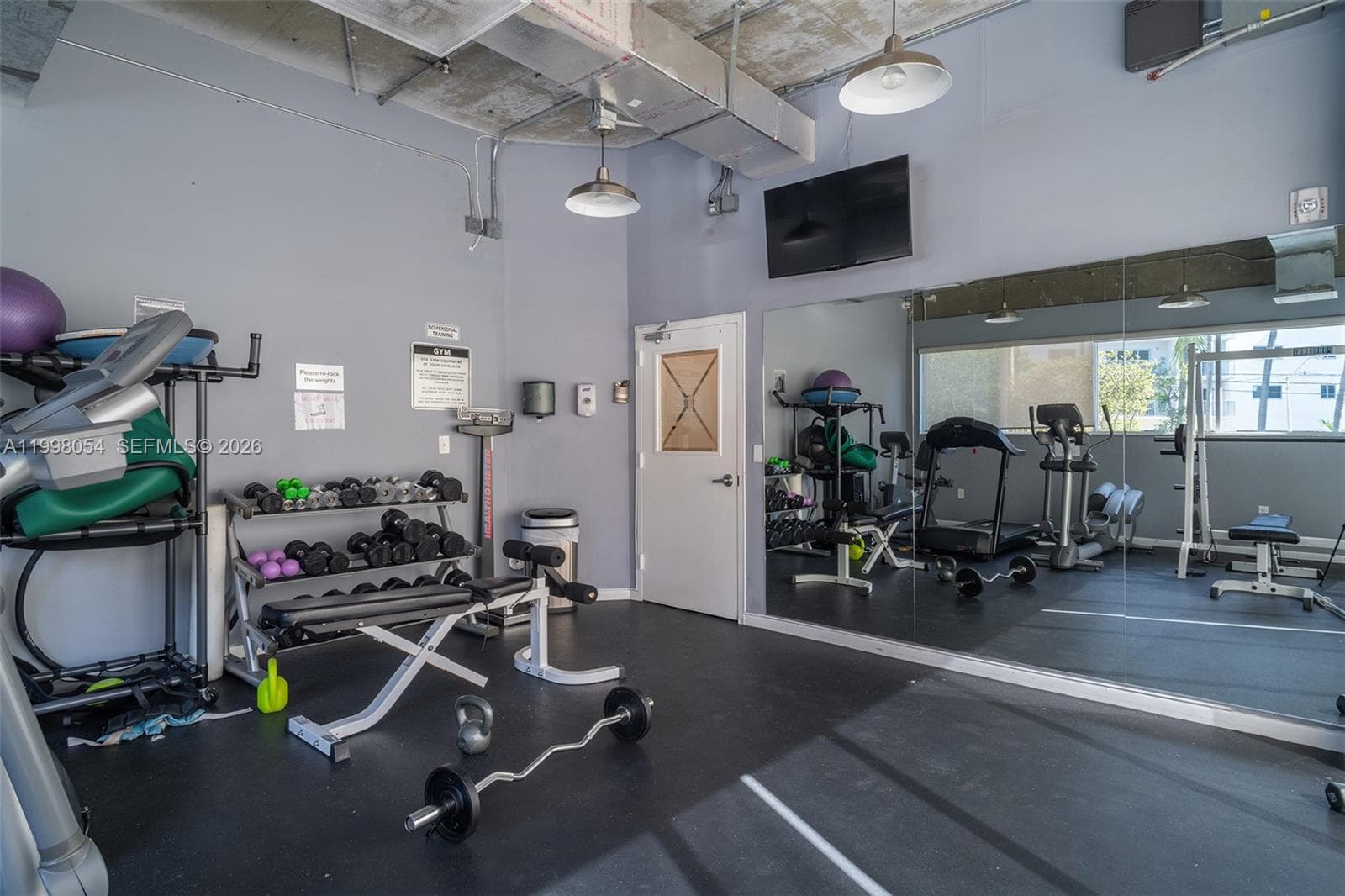 1688 West Ave 305 photo 16