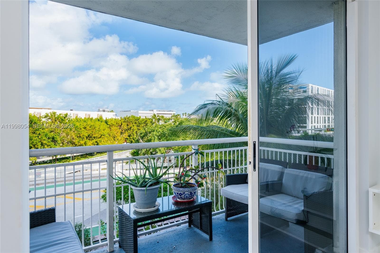 1688 West Ave 305 photo 3