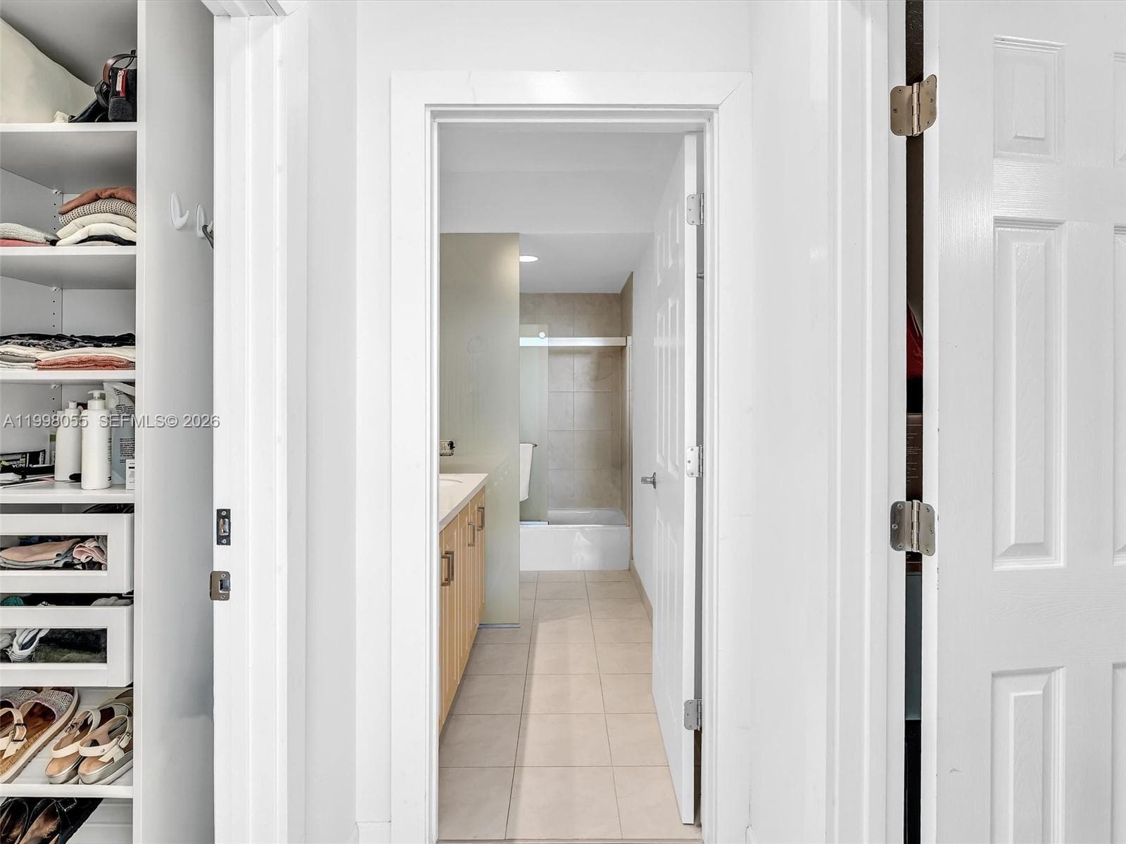 500 Bayview Dr 1132 photo 23