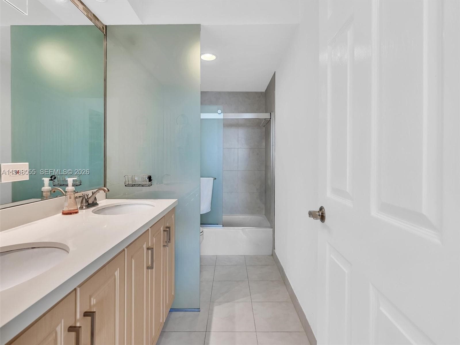 500 Bayview Dr 1132 photo 25