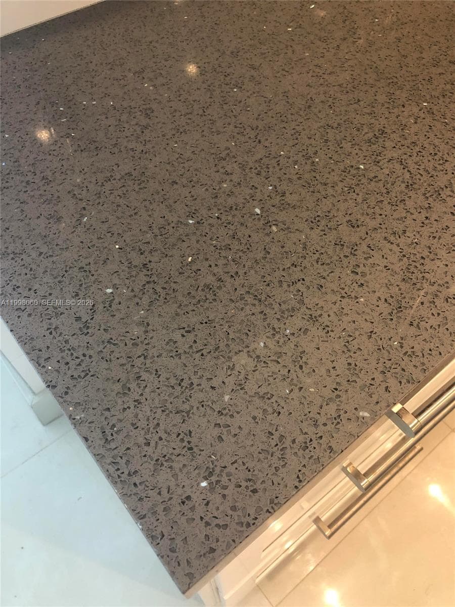 2101 Ocean Dr 1505 photo 12