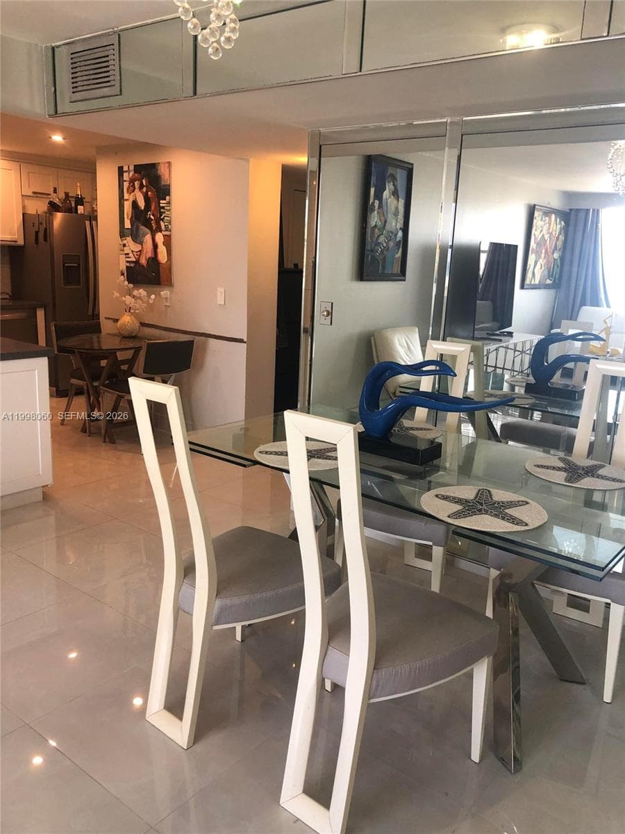 2101 Ocean Dr 1505 photo 14