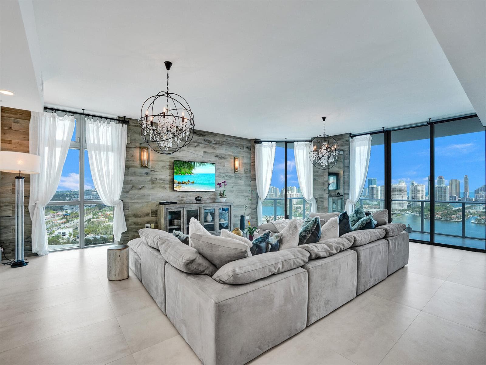 17301 Biscayne Boulevard photo 12