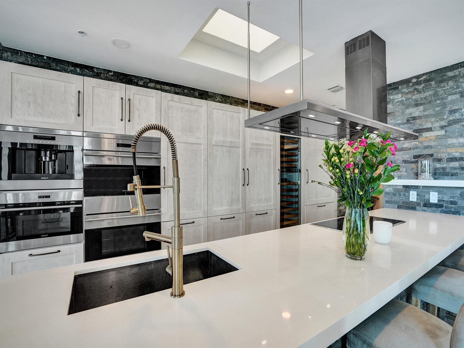 17301 Biscayne Boulevard photo 18