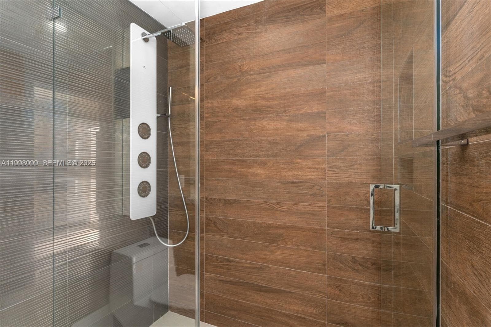 3739 Collins Avenue N-604 photo 22