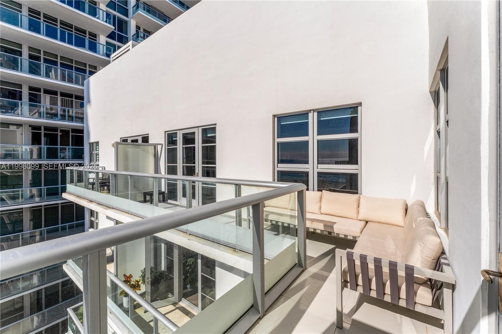 3739 Collins Avenue N-604 photo 18