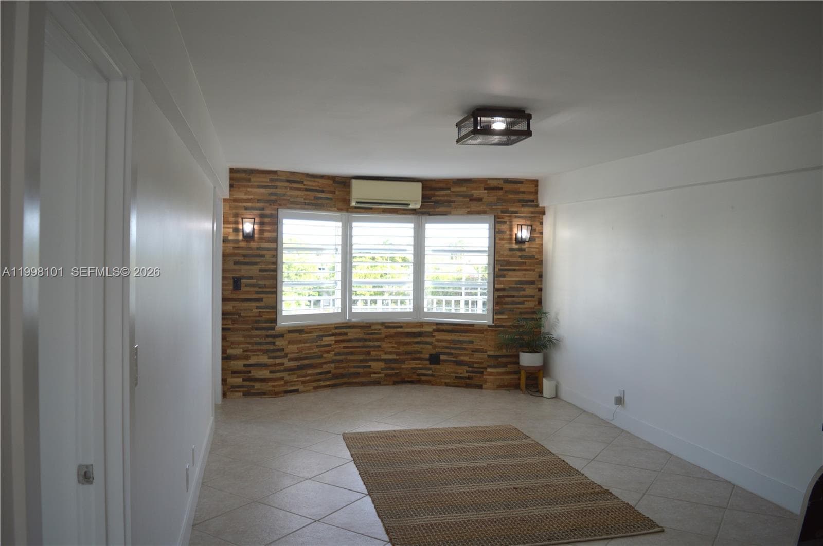 1511 SE 15th Ct 403 photo 9