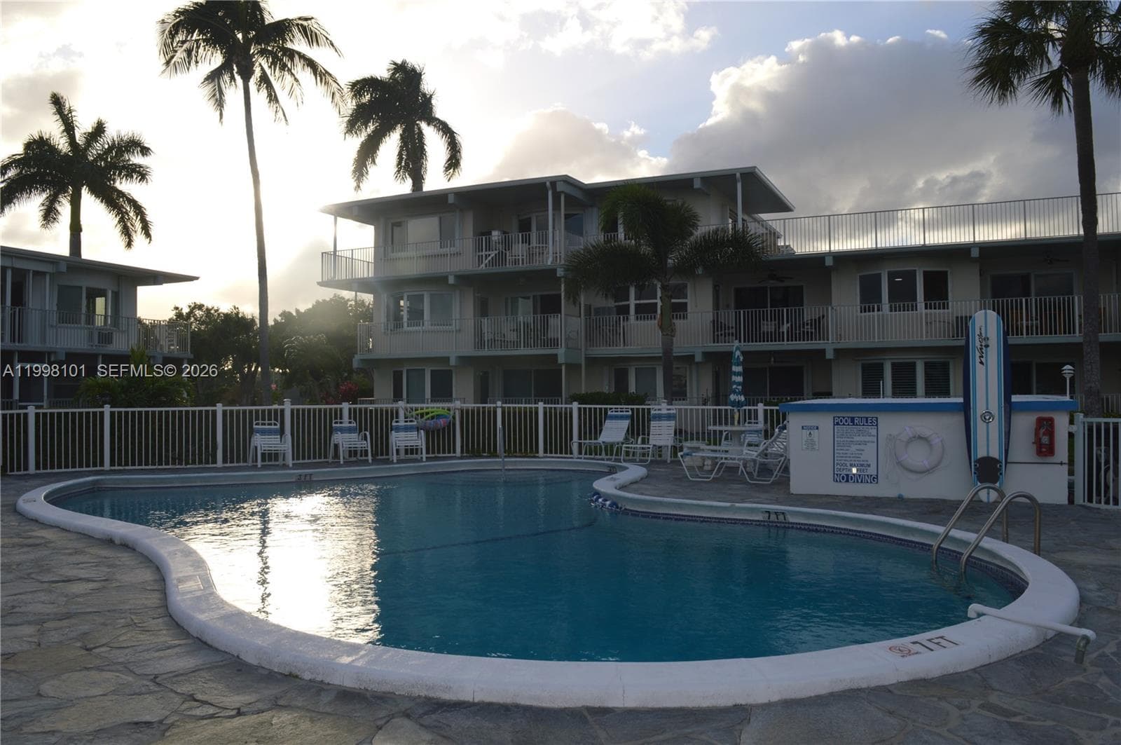 1511 15th Ct 403 photo 24