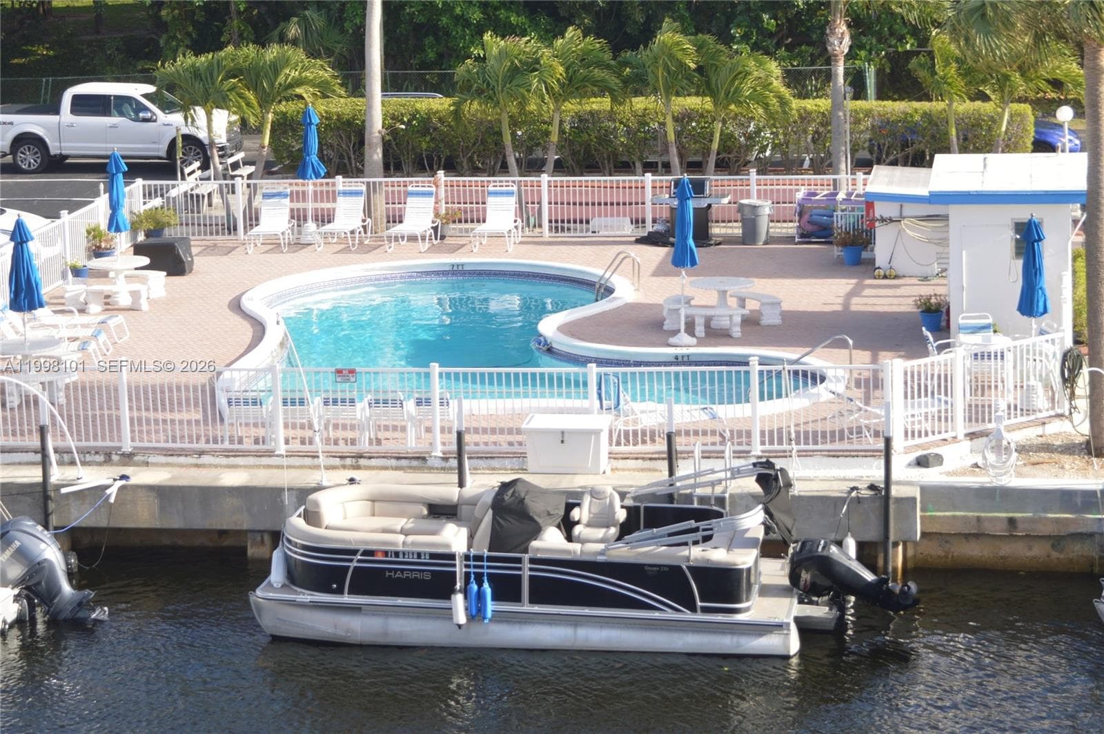 1511 15th Ct 403 photo 19