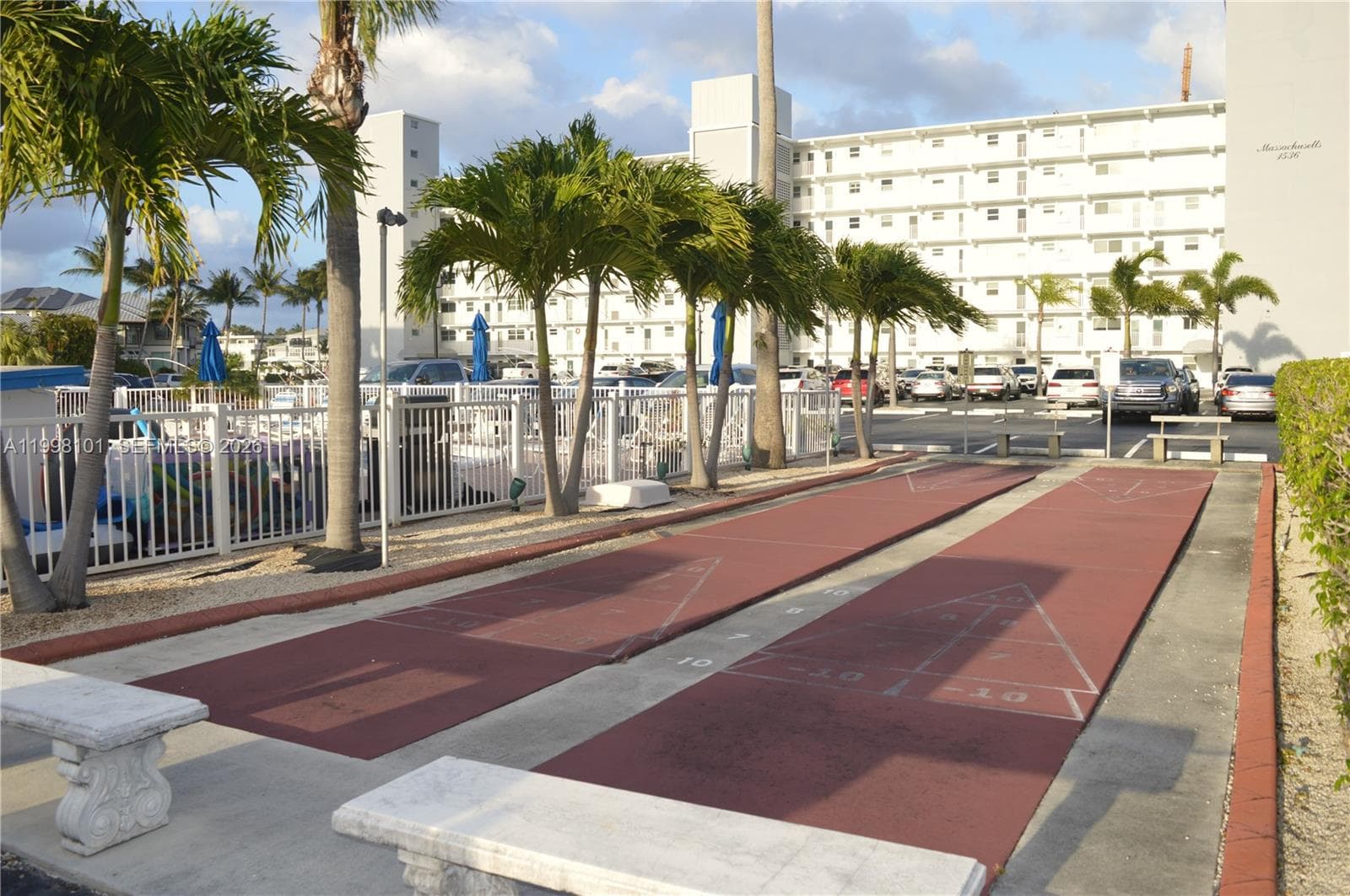 1511 15th Ct 403 photo 21