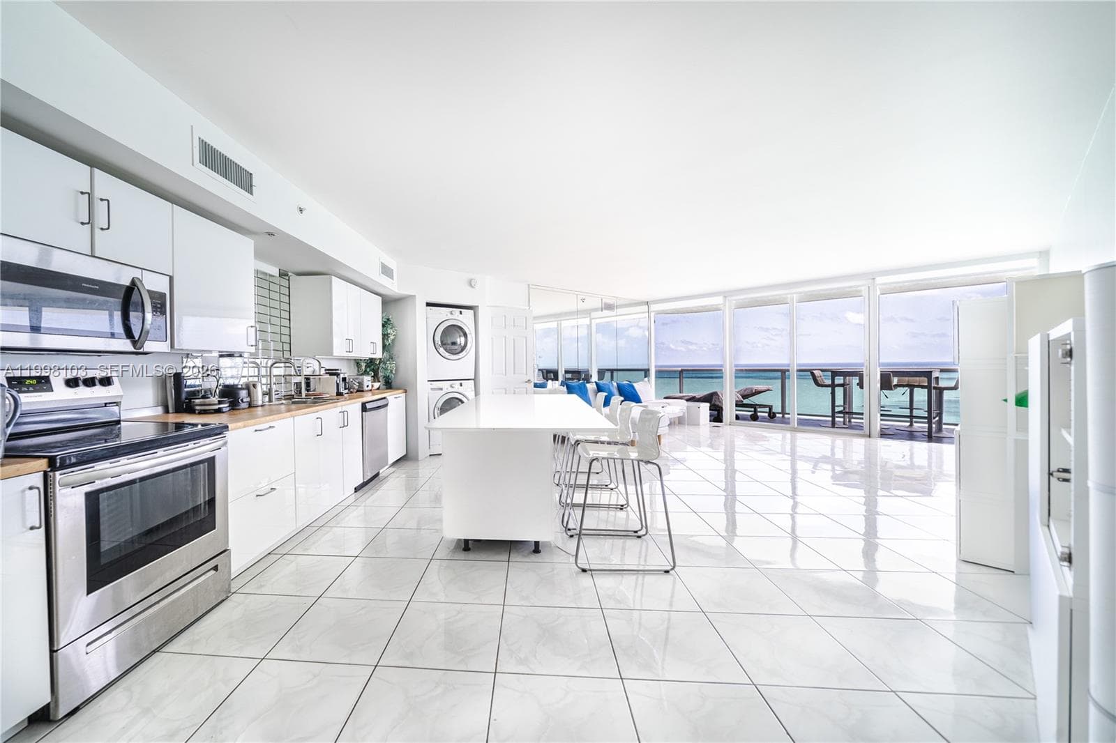 6301 Collins Ave 2802 photo 7