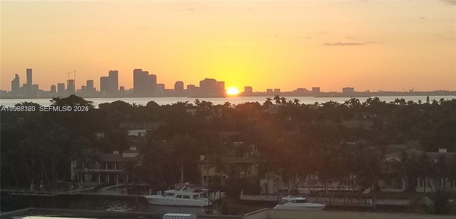 5825 Collins Ave 9B photo 10