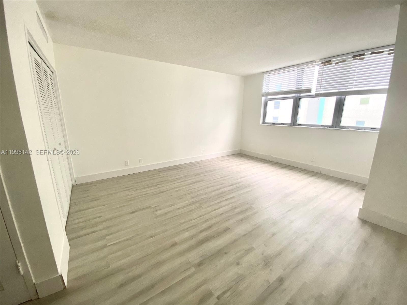9225 Collins Ave 706 photo 17