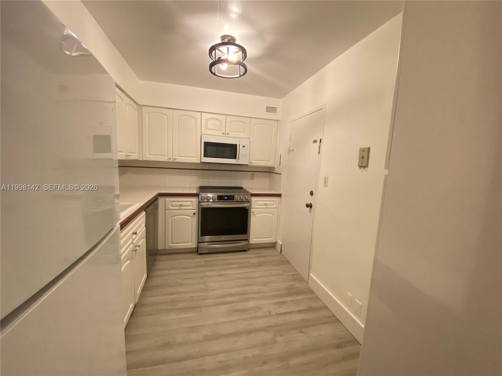 9225 Collins Ave 706 photo 12