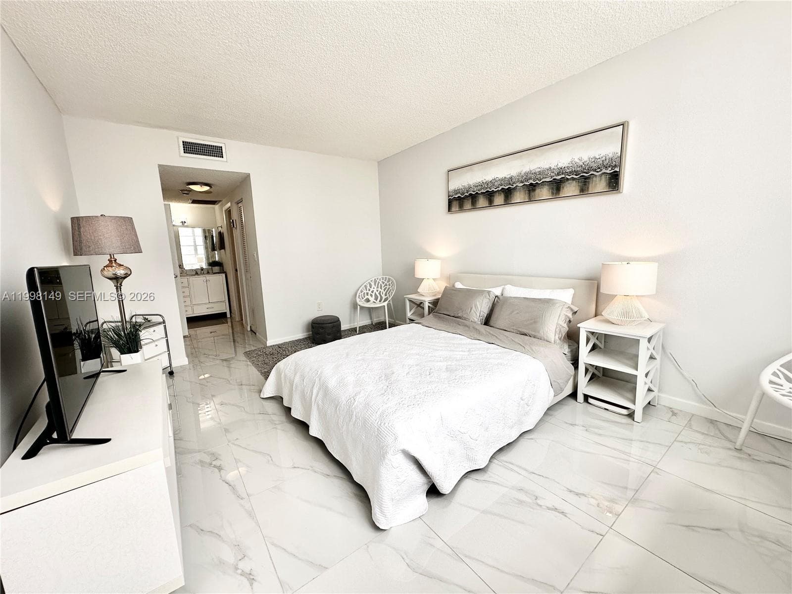 500 Bayview Dr 717 photo 14